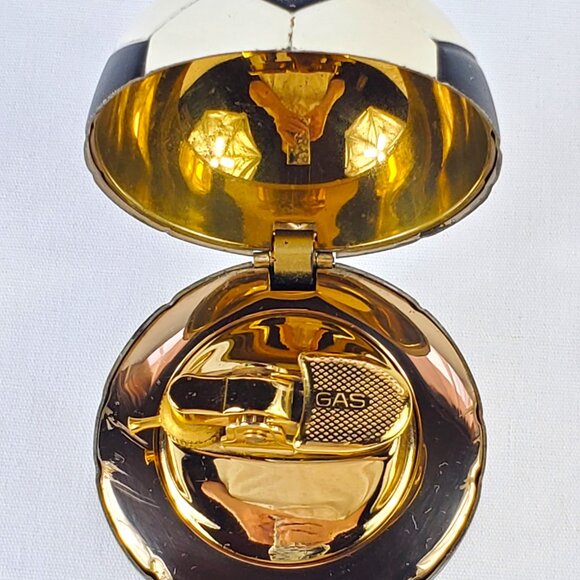 1960’s VINTAGE FRENCH GOLDTONE TABLE CIGARETTE EMPTYLIGHTER BL & WH SOCCERBALL - Picture 5 of 10